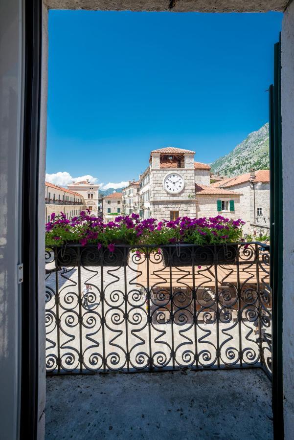 Apartments Hun Kotor Eksteriør billede